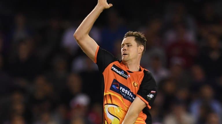 4 overseas left-arm pacers that teams will target in the IPL 2022 Auction