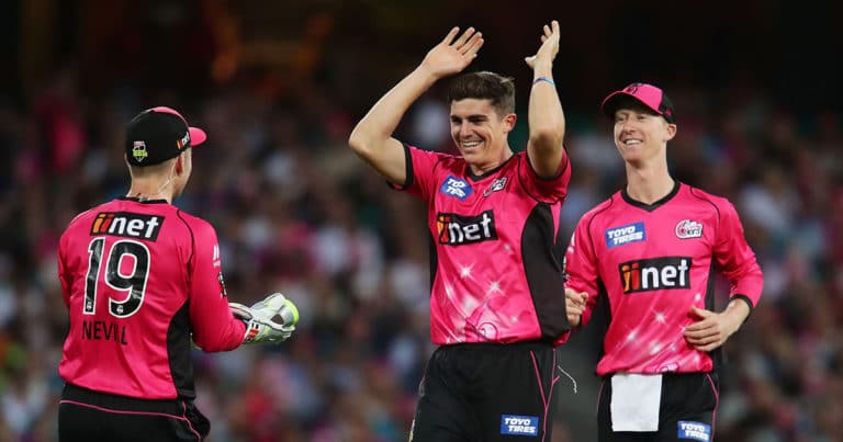 STR vs SIX Dream11 Prediction & Fan2Play Possible Playing 11 Pitch Report: BBL 2021/22 Match 51