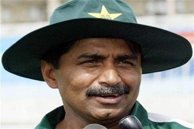 Javed Miandad accuses Imran Khan of ruining Pakistani cricket