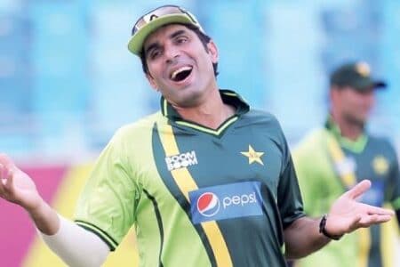 Head coach Misbah-ul-Haq asked to step down from chief selector’s post