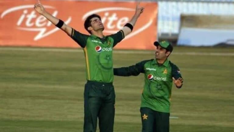 LAH vs ISL Dream11 Prediction & Fan2Play Possible 11 Pitch Report: PSL 2022 Match 27