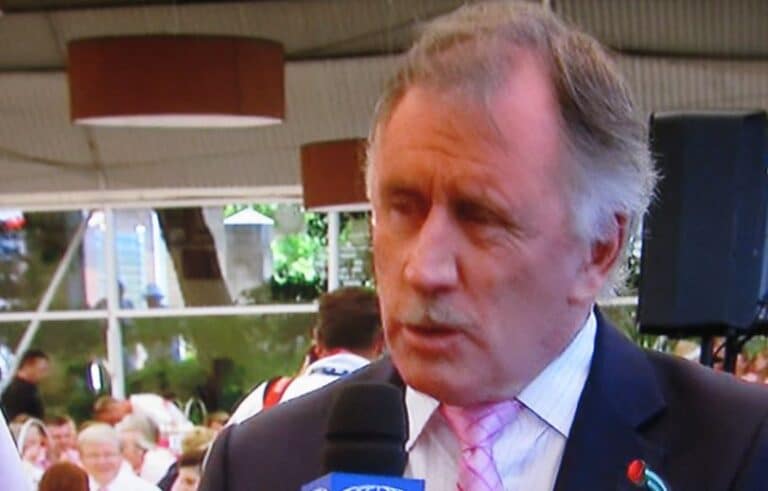 Ian Chappell strongly against ‘switch-hitting’ tactics