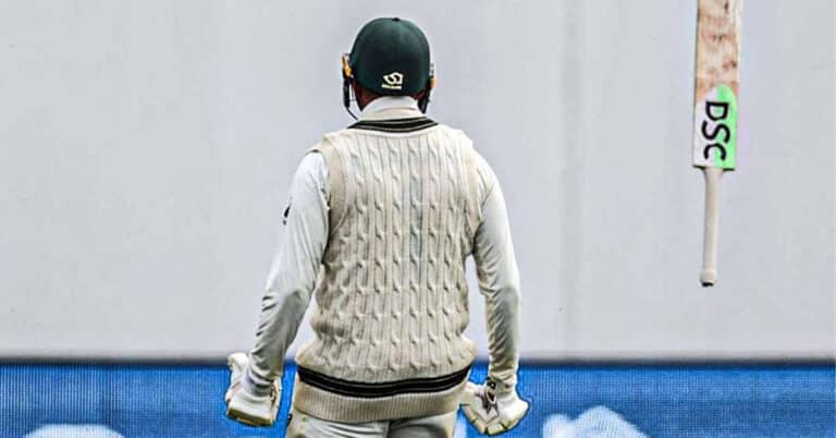 Usman Khawaja achieves Australian first since 1938