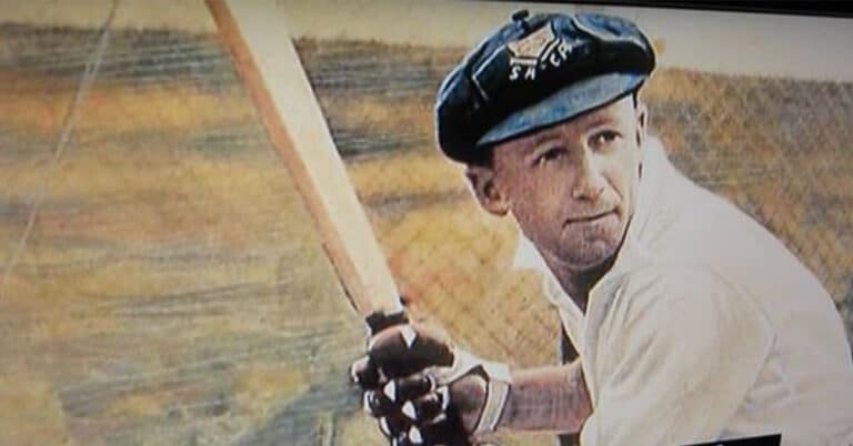 List of highest successful run chases by Australia in Tests