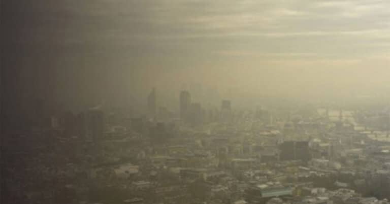 Spotlight on Mumbai pollution ahead of Cricket World Cup semi-final