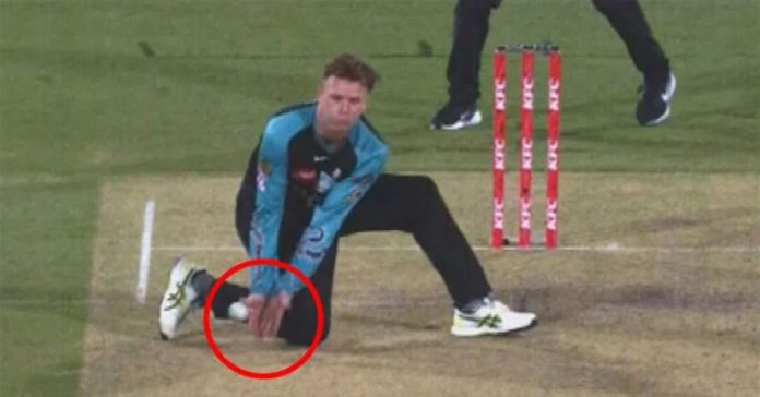 Left-arm spinner Matt Kuhnemann is in doubt for the two-Test tour of Sri Lanka after suffering a compound dislocation to his right thumb.