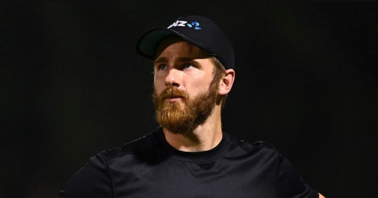 PAK vs NZ Dream11 Prediction Possible XIs Pitch Report – CT 2025 1st Match