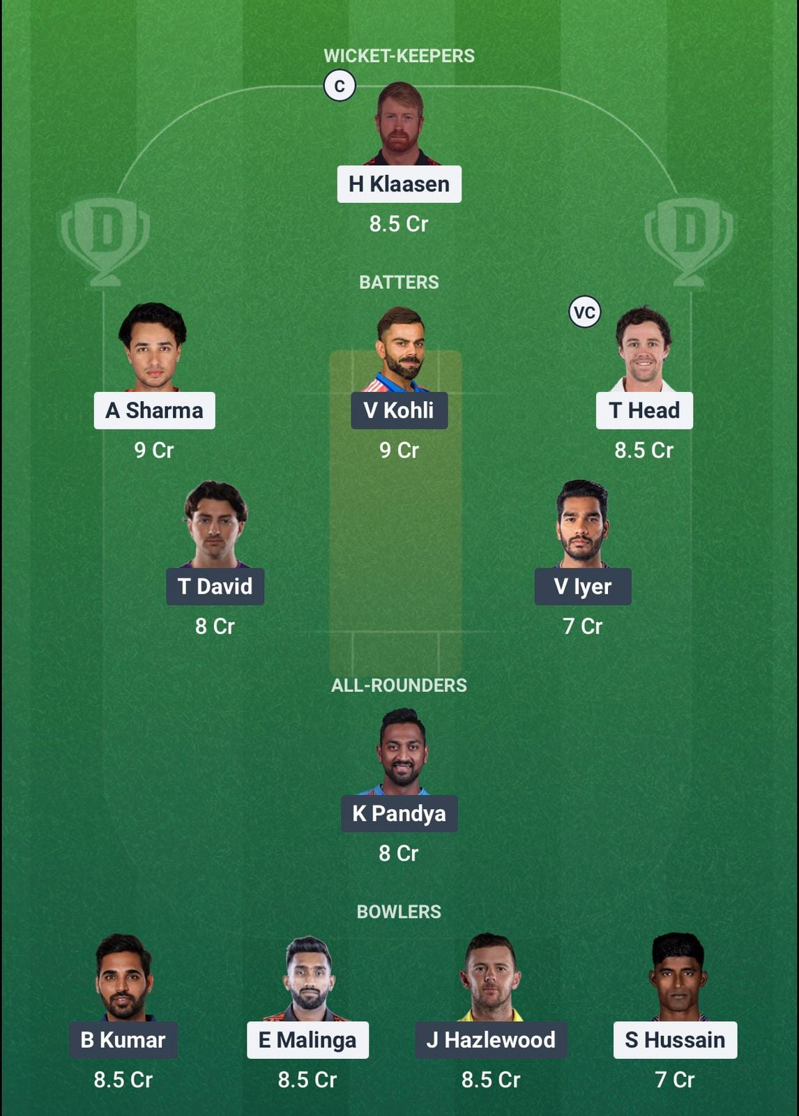 Screenshot from Dream11 app. Possible XIs, Fantasy Cricket Tips, Hyderabad Pitch Report & Dream11 Prediction for the 67th match of IPL 2026: SRH vs RCB Today.