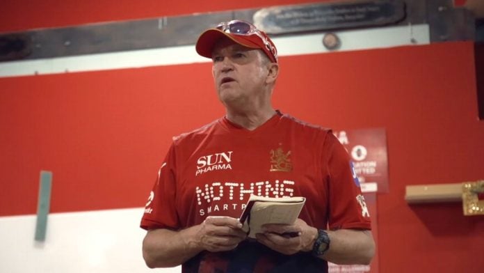 Andy Flower has revealed why he has not accepted the position of England men's Test coach after Brendon McCullum was sacked.