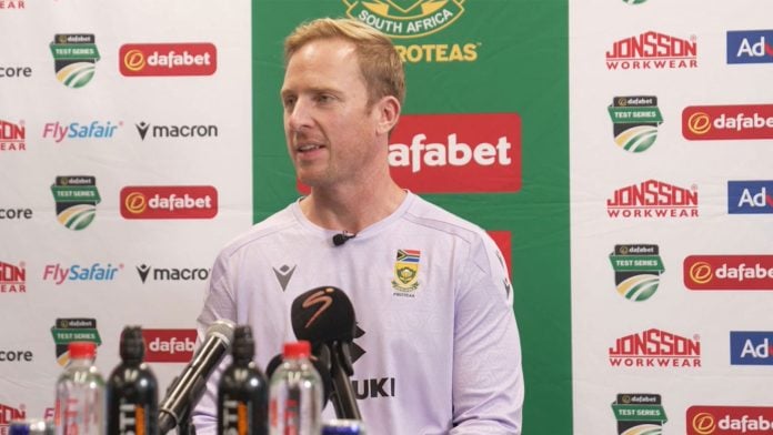News: Simon Harmer liked what he saw from Nathan Lyon on day 3 and expects the Cape Town pitch to take even more spin on day 4.